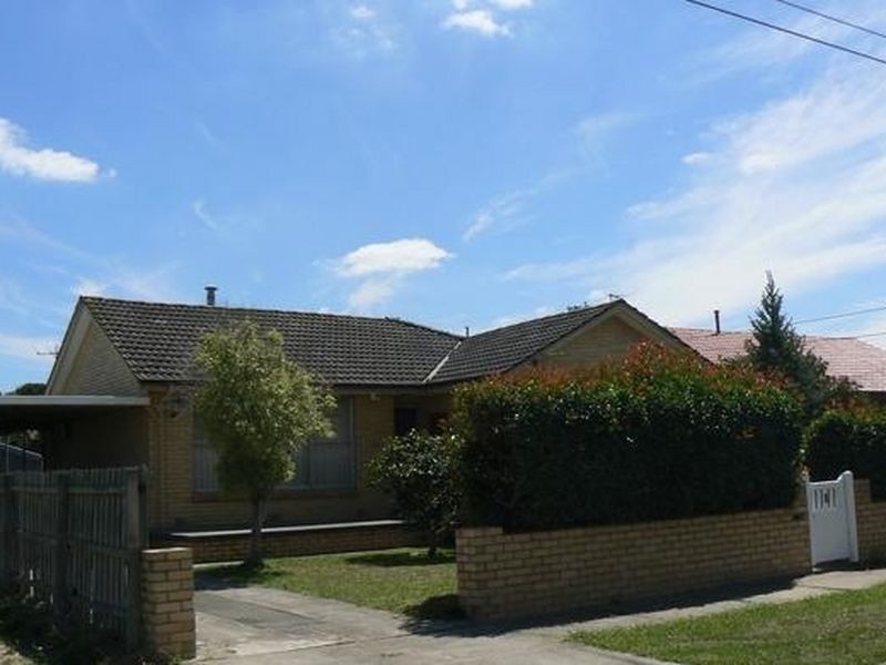 8 Fisher Crescent, Dandenong North VIC 3175