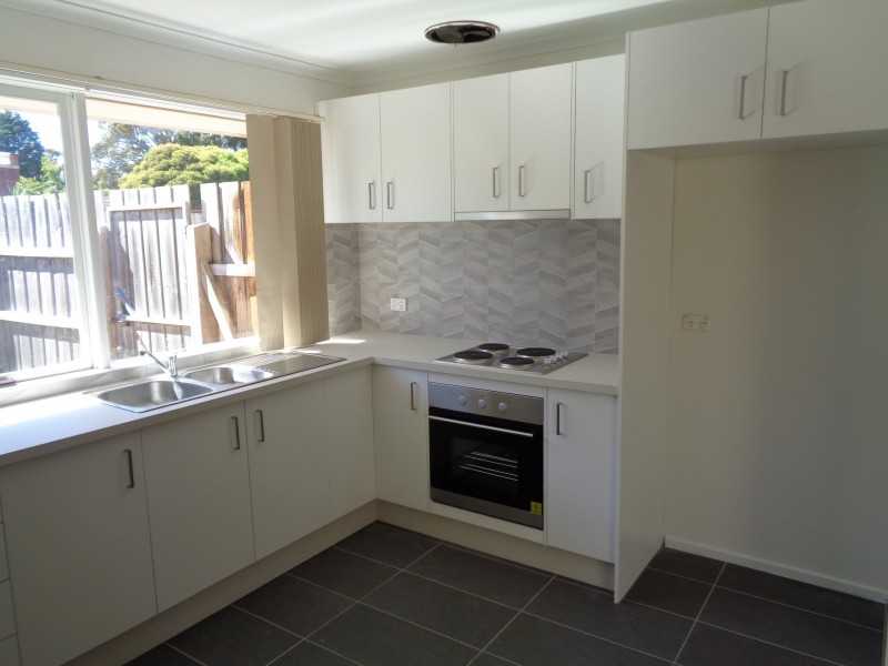 1 Wadham Court, Endeavour Hills VIC 3802