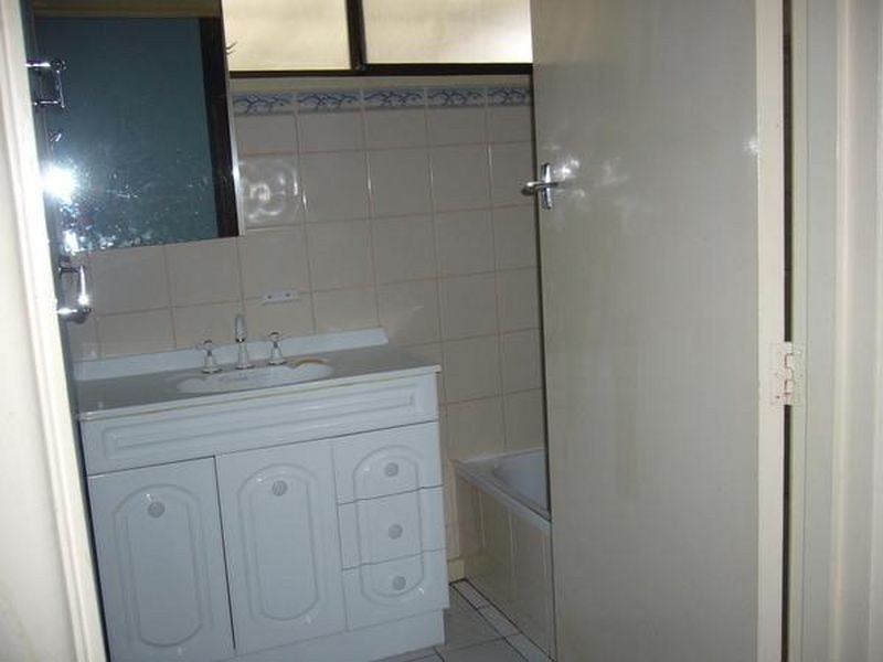 8 Mollison Street, Dandenong North VIC 3175