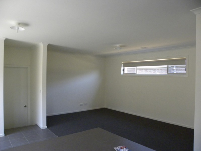 20 Hawkseye Way, Cranbourne East VIC 3977