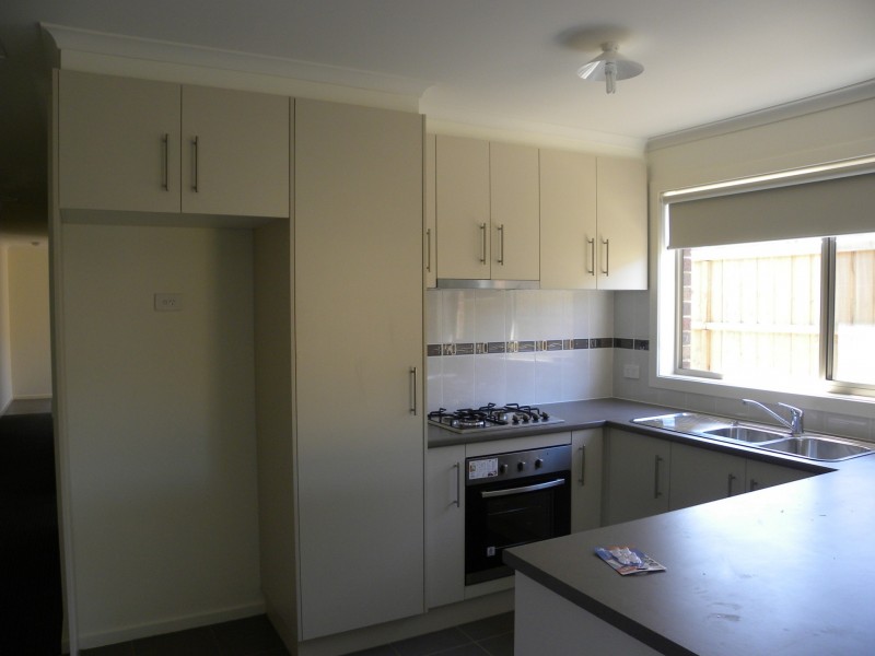 20 Hawkseye Way, Cranbourne East VIC 3977