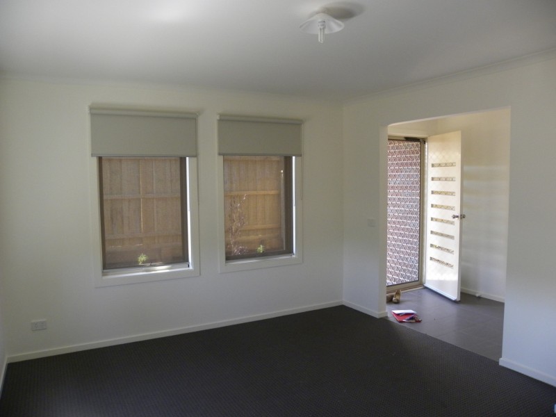 20 Hawkseye Way, Cranbourne East VIC 3977