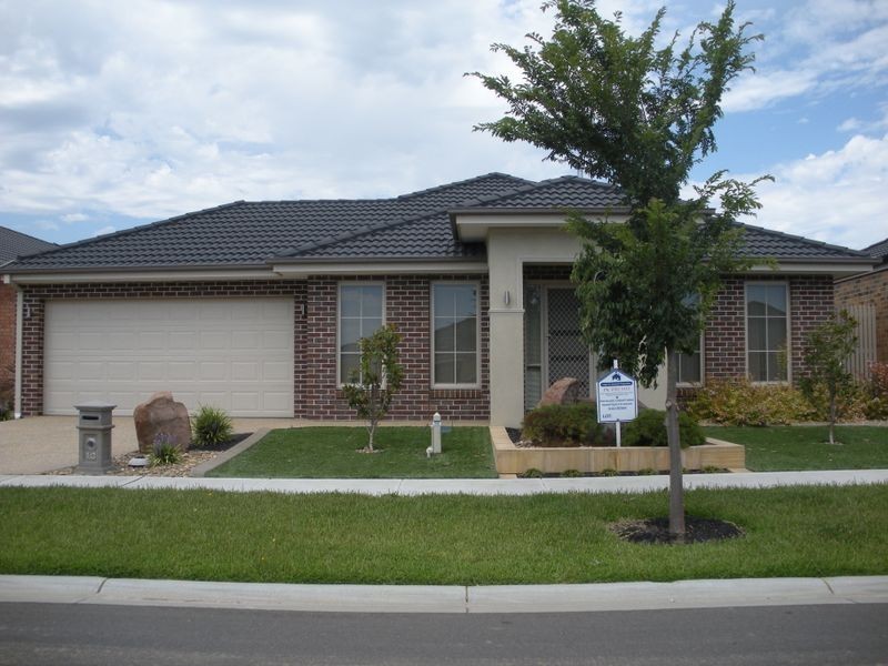 10 Gladys Court, Berwick VIC 3806