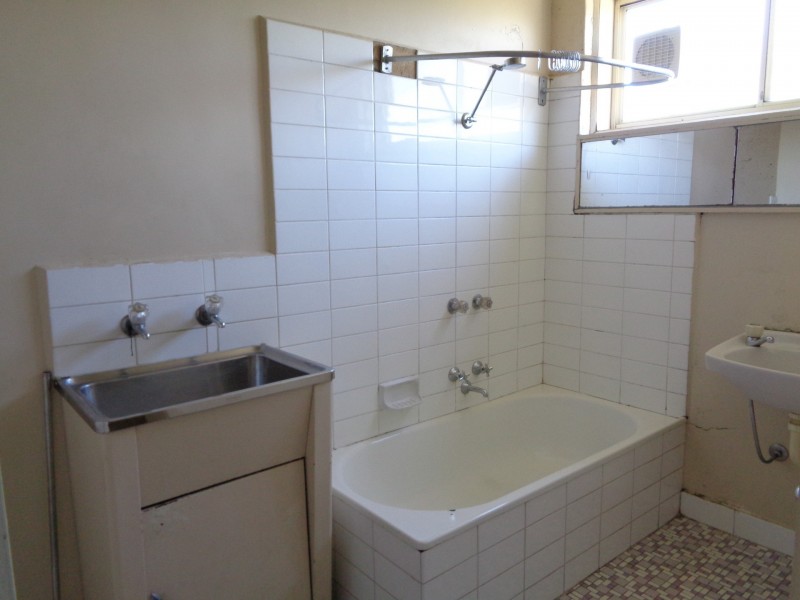 Apartment 9/5 Herbert Street, Dandenong VIC 3175