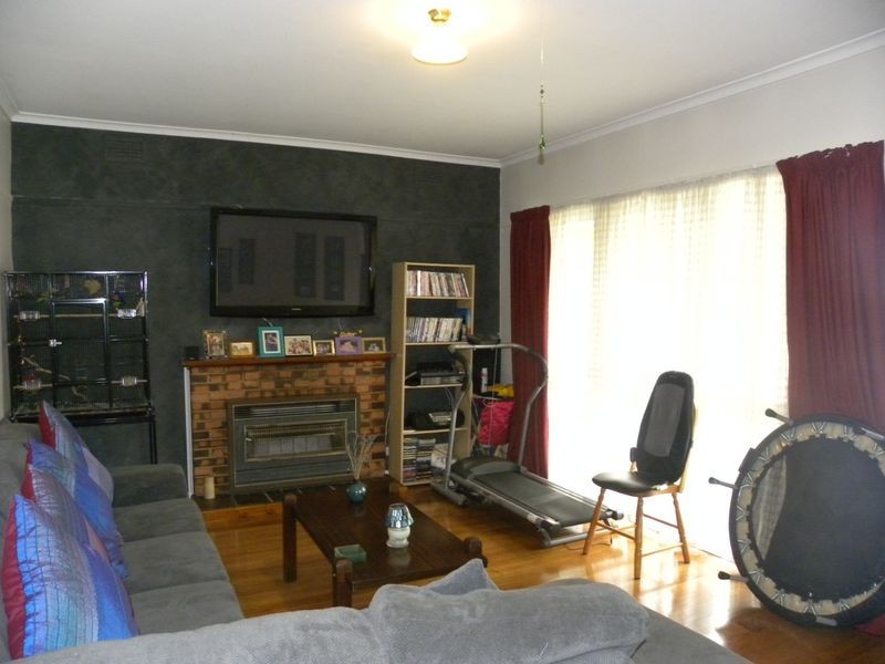 10 Elmhurst Street, Noble Park North VIC 3174