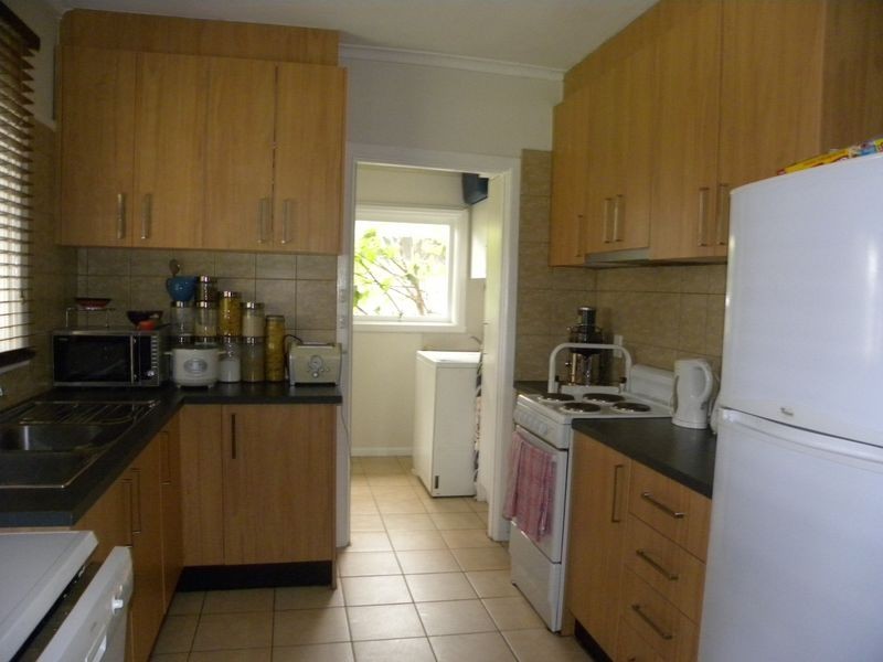 10 Elmhurst Street, Noble Park North VIC 3174
