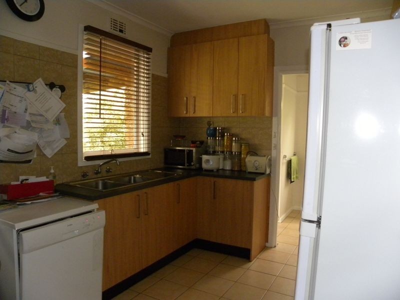 10 Elmhurst Street, Noble Park North VIC 3174