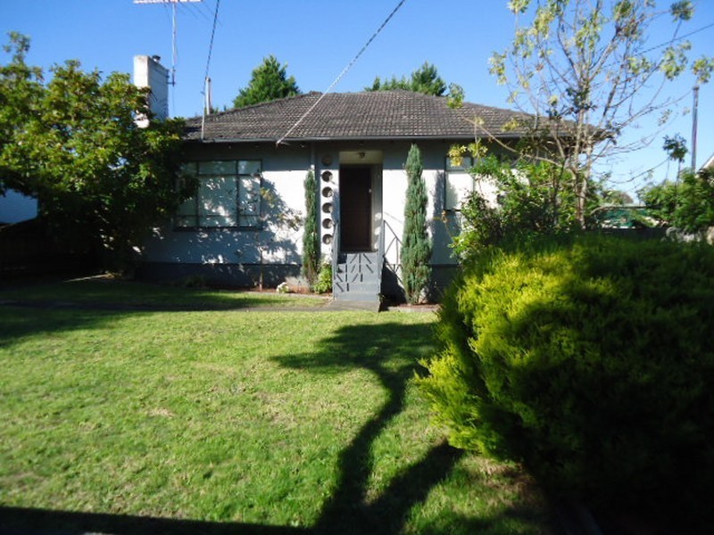 18 Tristania Street, Doveton VIC 3177