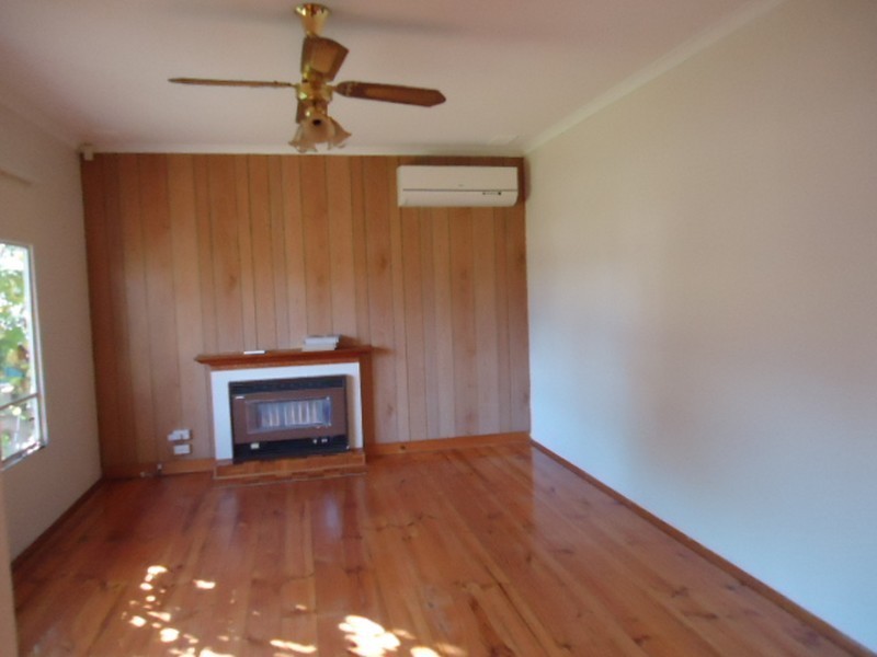 18 Tristania Street, Doveton VIC 3177