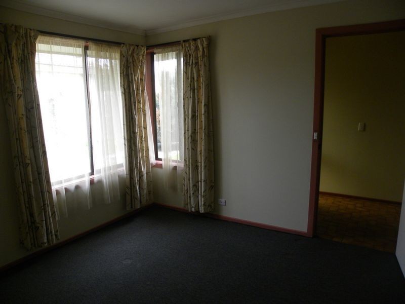 14 Grace Street, Cranbourne VIC 3977