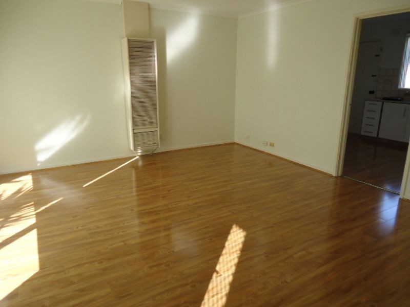 Unit 5/9 Rhoden Court, Dandenong North VIC 3175
