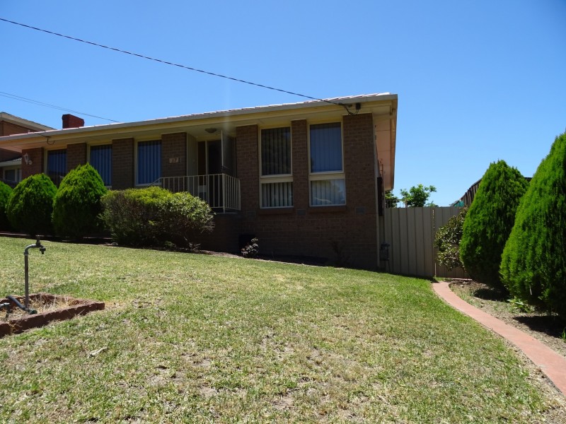 37 Howe Avenue, Dandenong North VIC 3175