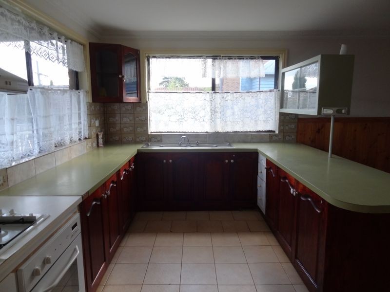 27 Close Avenue, Dandenong VIC 3175