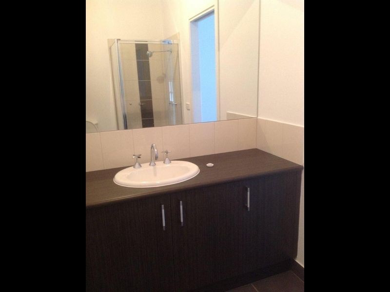 11 Lane Way, Cranbourne VIC 3977