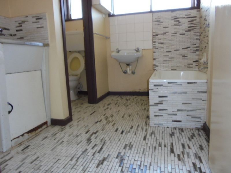 Unit 2/245 Gladstone Road, Dandenong VIC 3175