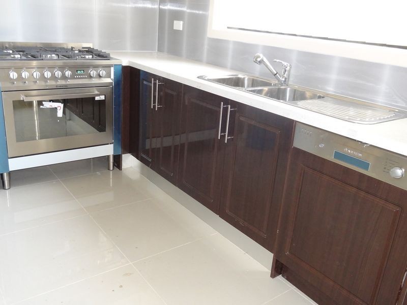 35 Salvia Avenue, Pakenham VIC 3810