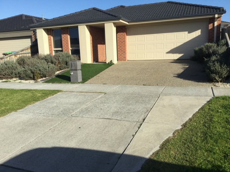 15 Goulburn Street, Cranbourne East VIC 3977