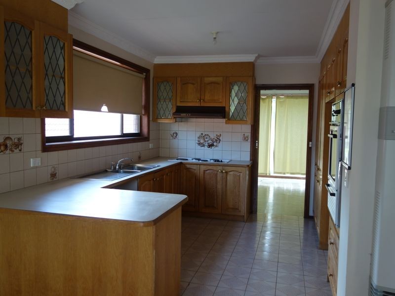 8 Bramley Court, Hallam VIC 3803