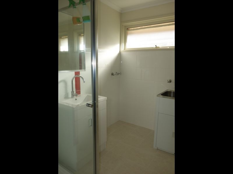 Unit 2/6 Rhoden Court, Dandenong North VIC 3175