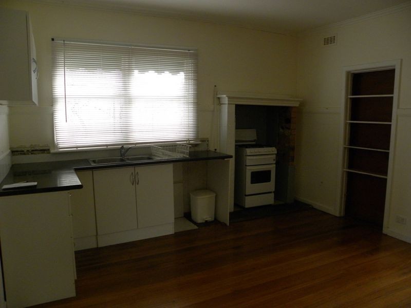 120 Railway Parade, Noble Park VIC 3174