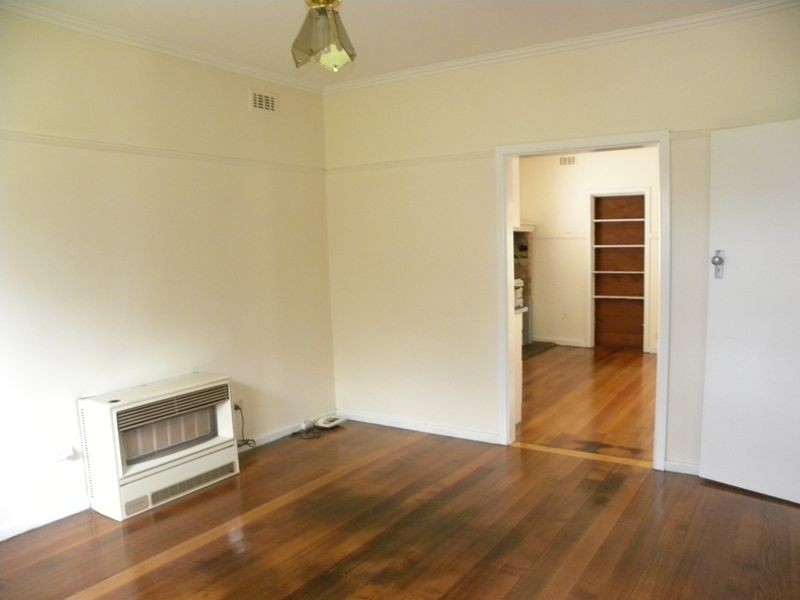 120 Railway Parade, Noble Park VIC 3174