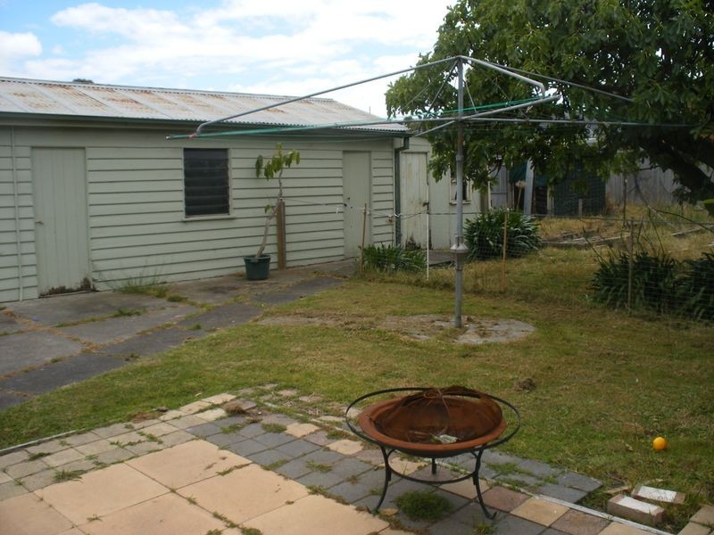 120 Railway Parade, Noble Park VIC 3174