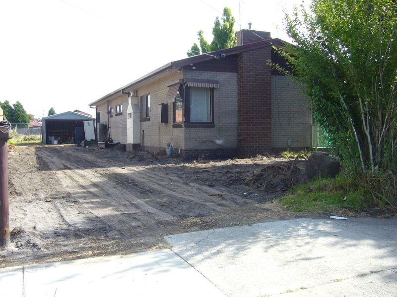 10 Paterson Road, Springvale VIC 3171