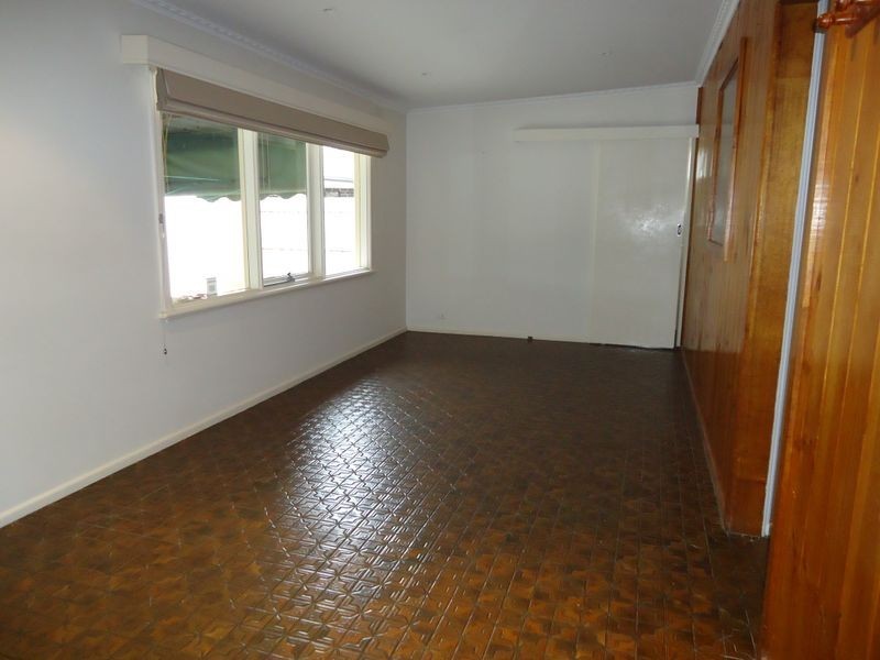 6 Holly Avenue, Dandenong North VIC 3175