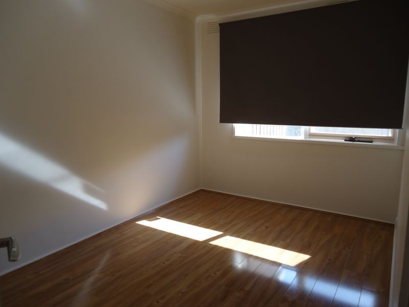 Unit 2/9 Rhoden court, Dandenong North VIC 3175