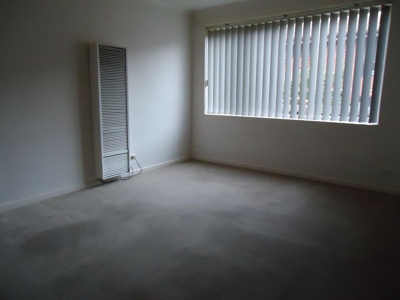 1/30 Potter Street, Dandenong VIC 3175