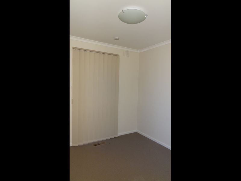 19 Bittern Drive, Endeavour Hills VIC 3802