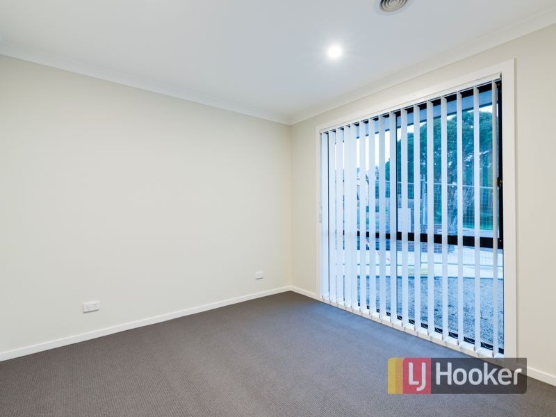 1/3 Rain Court, Doveton VIC 3177
