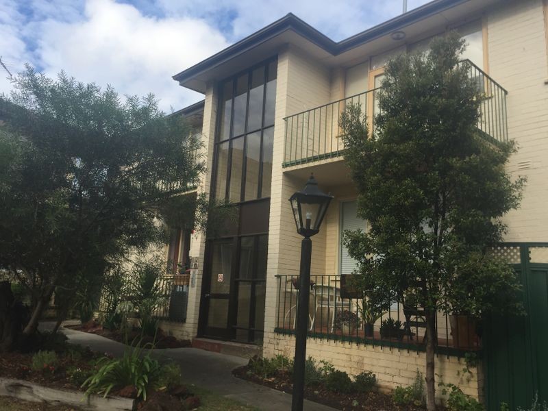 12/6 Close Avenue, Dandenong VIC 3175