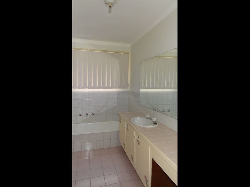 20 Aldridge Street, Endeavour Hills VIC 3802