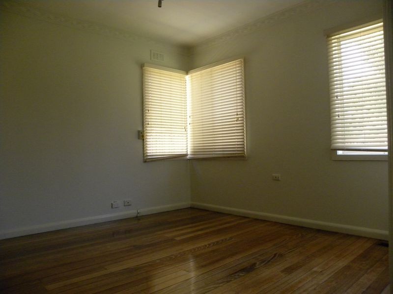 22 King George Parade, Dandenong VIC 3175