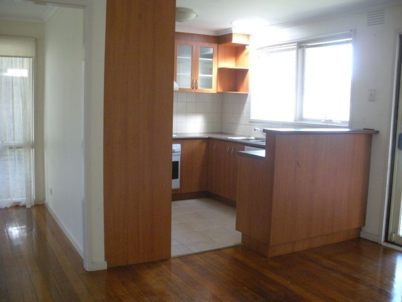 24 Cheviot Avenue, Berwick VIC 3806