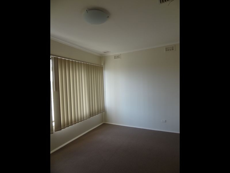 2 Boobyalla Street, Doveton VIC 3177