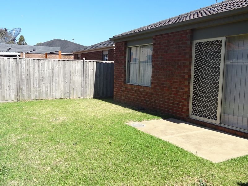 2 Westbrook Drive, Keysborough VIC 3173