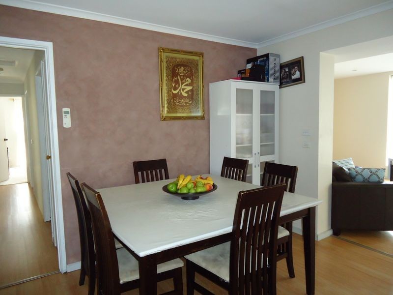 2 Lewisham Close, Hampton Park VIC 3976