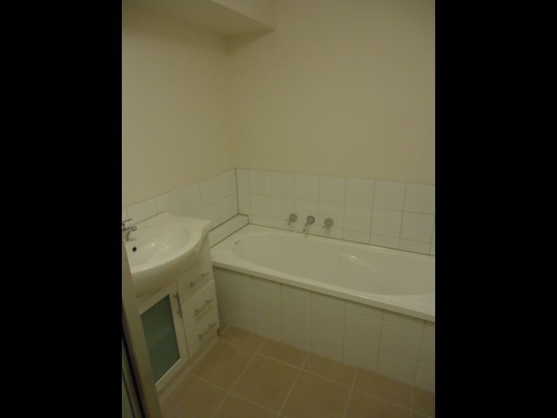 2/14-16 Mather Road, Noble Park VIC 3174