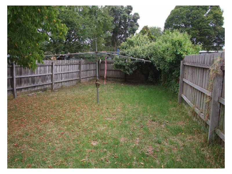 39B Oakwood Avenue, Dandenong North VIC 3175