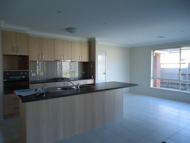 23 Donohue Street, Cranbourne East VIC 3977