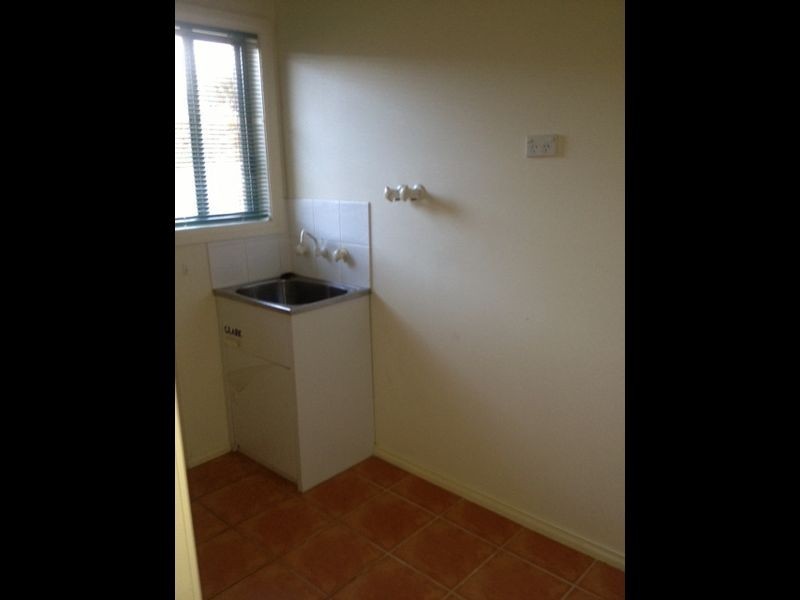 33 Strabane Way, Hampton Park VIC 3976