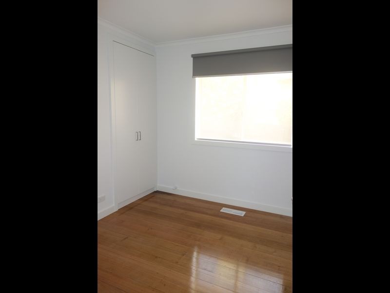 10 Meredith Street, Noble Park North VIC 3174