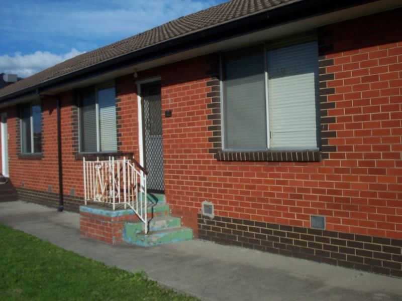 2/33 Hammond Road, Dandenong VIC 3175