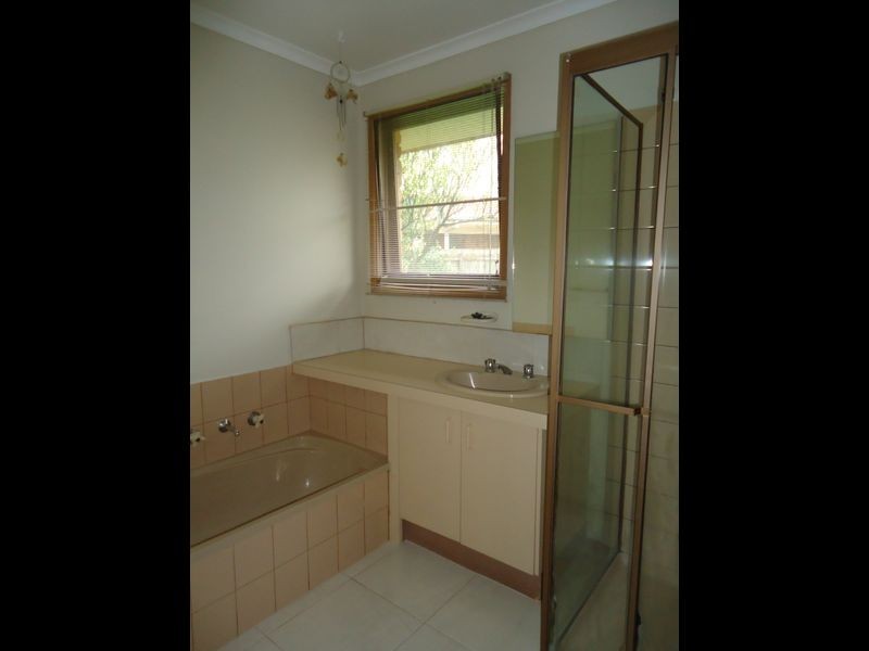 13 Garfield Court, Hampton Park VIC 3976