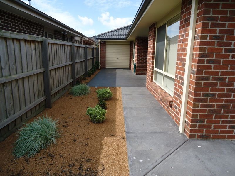 5 Middleton Grove, Berwick VIC 3806