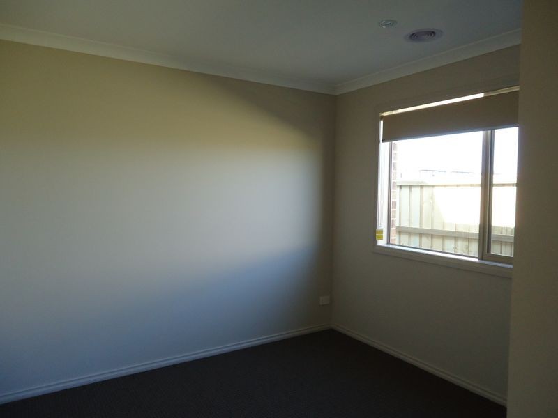 Lot 1731/58 Linden Tree Way, Cranbourne North VIC 3977