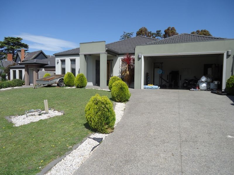 5 Dargo Close, Narre Warren South VIC 3805