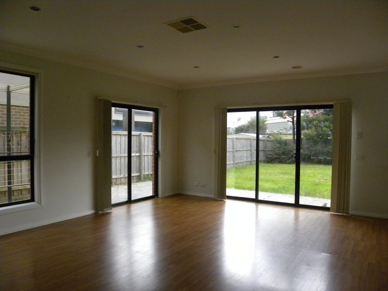 43 Piermont Drive, Berwick VIC 3806